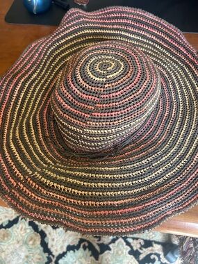 Helen Kaminski Striped Woven Sun Hat in Brown, Pink & Cream blue raffia